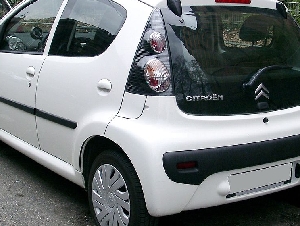 Datei:Citroen C1 rear